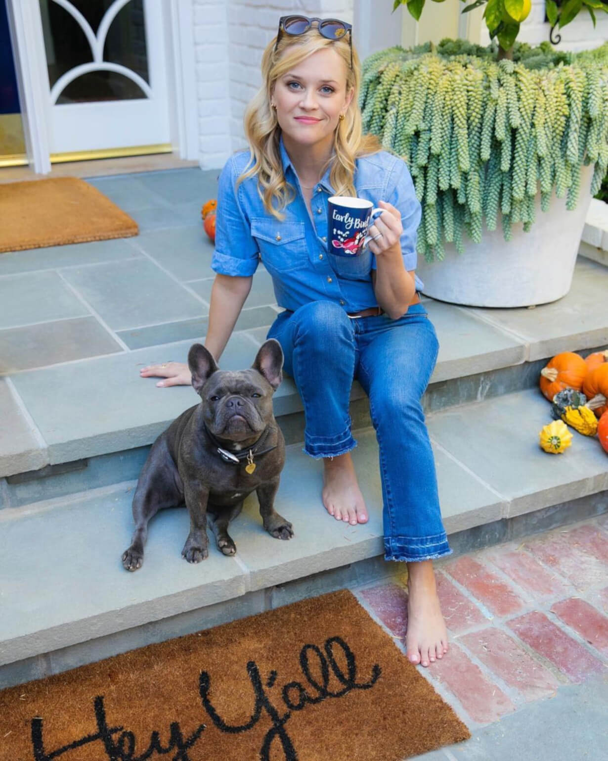 Reese Witherspoon with French Bulldog